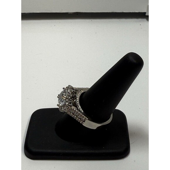 Fashion Circular Inlaid Raised Wedding Engagement Ring Sz 9 New - Picture 4 of 9